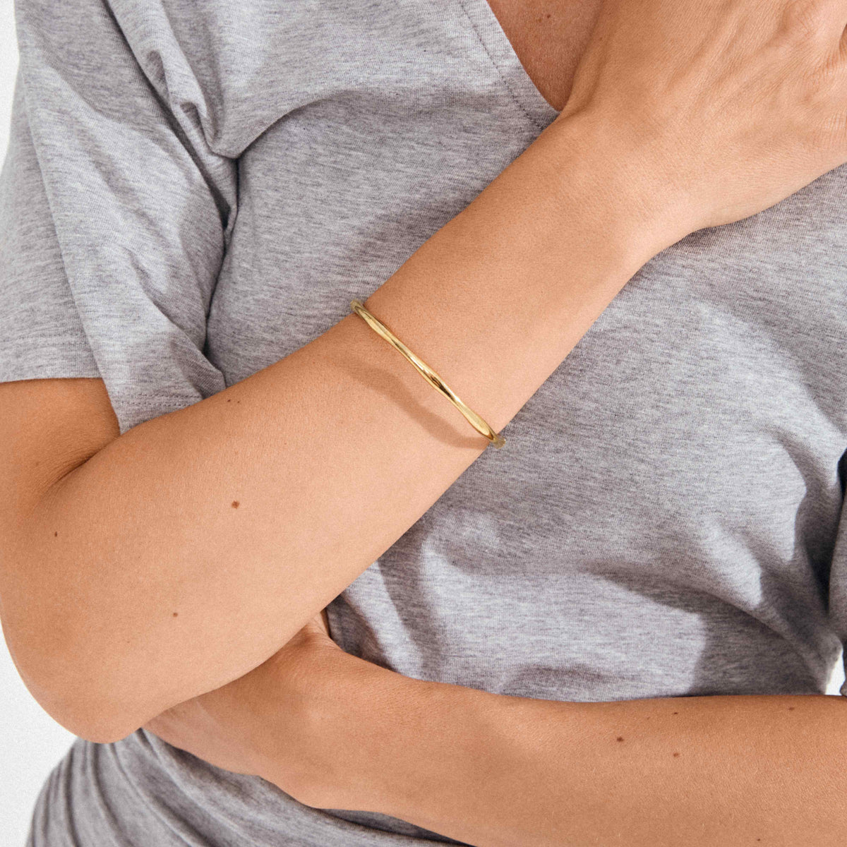 HAZE recycled thin bangle