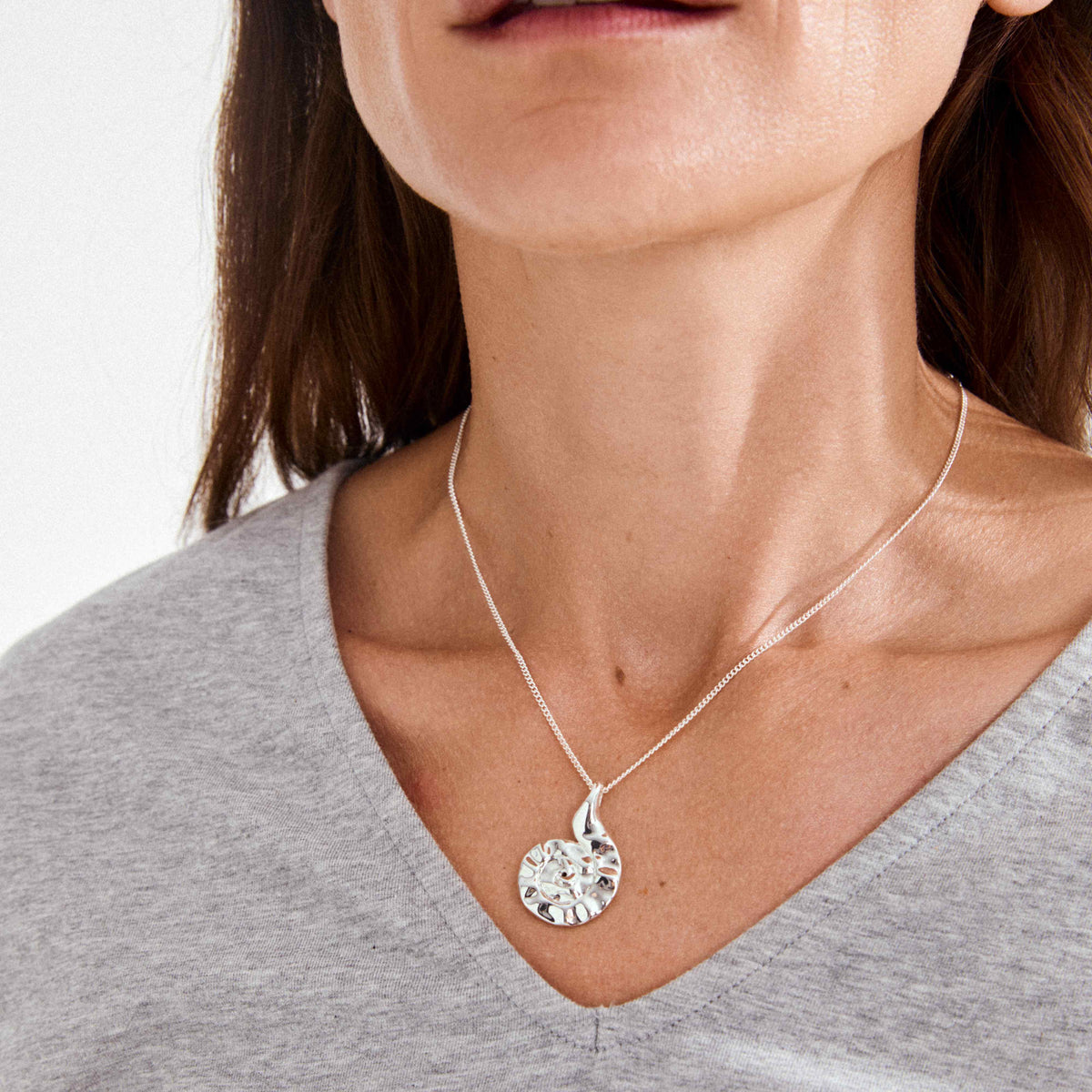 HAZE recycled seashell pendant necklace