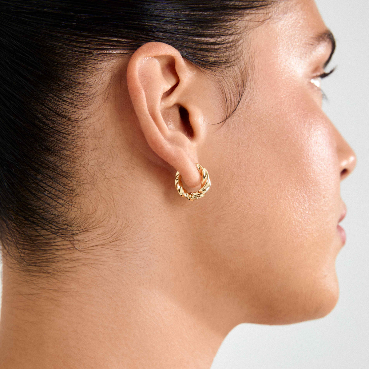 Taffy Recycled Small Swirl Hoops