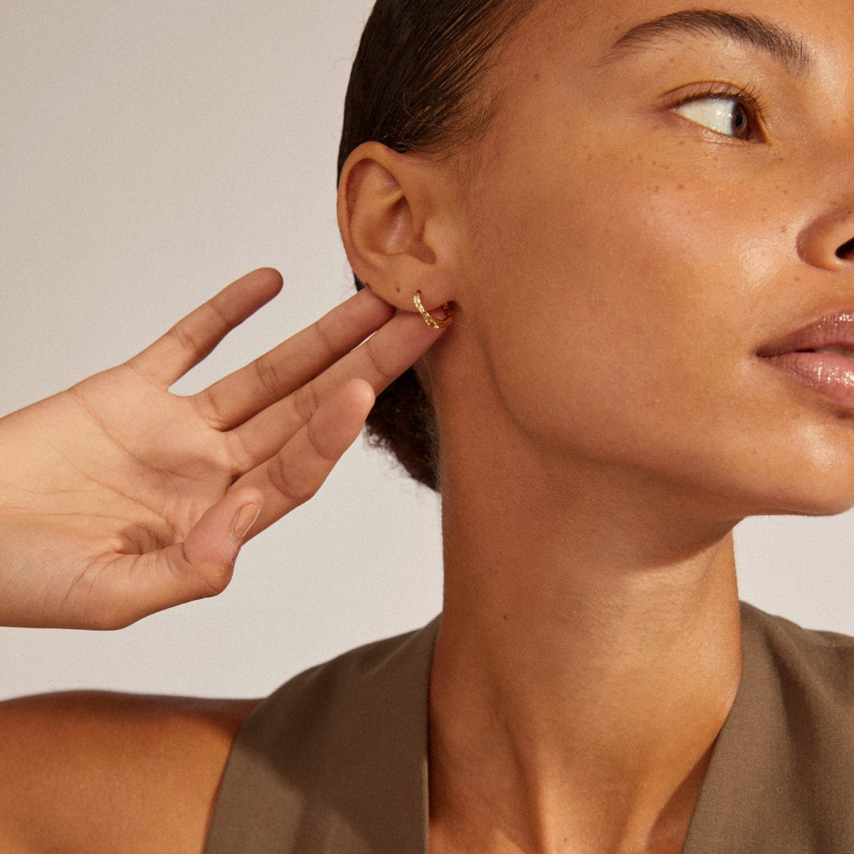 Eddy Recycled Organic Shaped Small Hoops 15mm