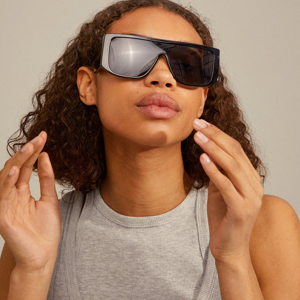 JOHARI recycled sunglasses black