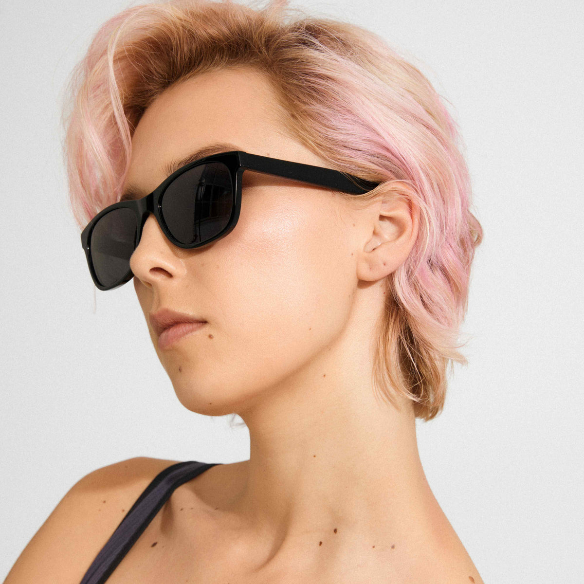 CORBYN recycled sunglasses black