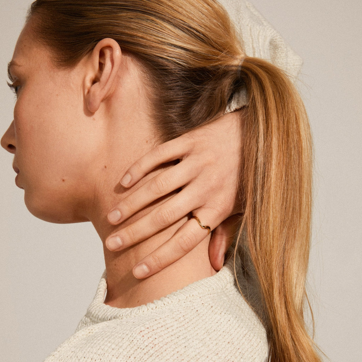 Alberte Wave Ring