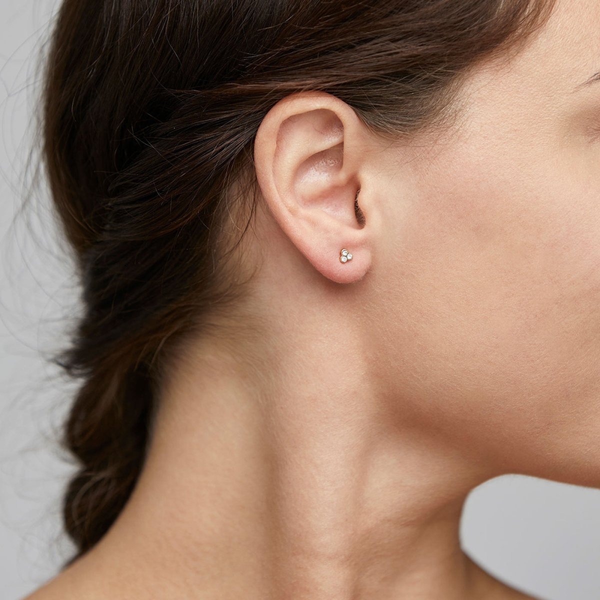 Caily Crystal Stud Earrings