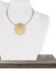 metal and wire necklace 